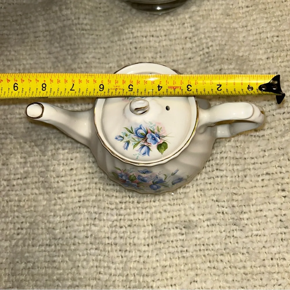 Vintage Sadler England White Blue Floral Gold Trim Teapot Tea Pot